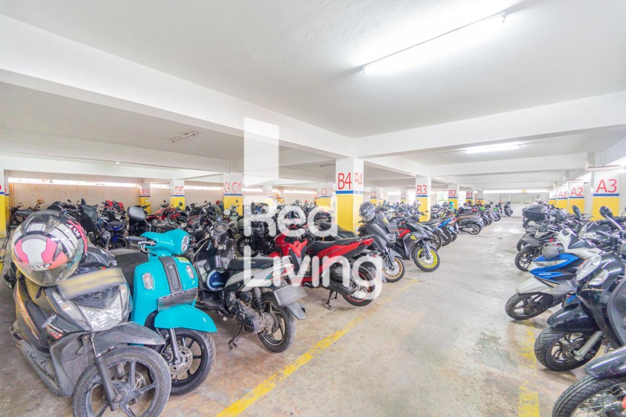 Apartemen Sentra Timur Residence - D Royal Property Tower Kuning 雅加达 外观 照片